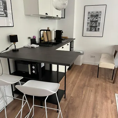 Апартаменти Living Design Flat *